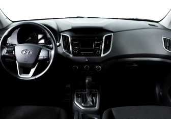 Подержанный автомобиль Hyundai Creta 2016 года (10 фото)