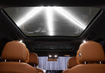 Подержанный автомобиль LiXiang L9 2023 года (19 фото)