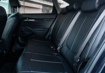 Подержанный автомобиль Kia Seltos 2020 года (10 фото)