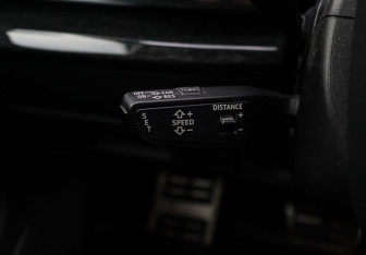 Подержанный автомобиль Audi Q7 2020 года (33 фото)