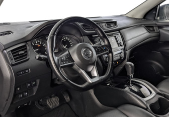 Подержанный автомобиль Nissan Qashqai 2021 года (15 фото)