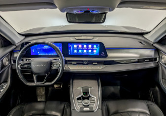 Подержанный автомобиль Chery Tiggo 8 Pro Max 2024 года (14 фото)