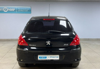 Подержанный автомобиль Peugeot 308 Hatchback 2010 года (6 фото)