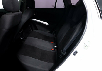 Подержанный автомобиль Suzuki SX4 Hatchback 2017 года (11 фото)