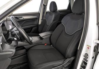 Подержанный автомобиль Haval Jolion 2023 года (20 фото)