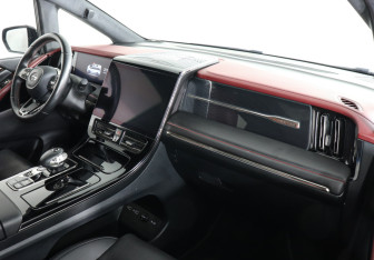 Подержанный автомобиль GAC M8 2023 года (10 фото)