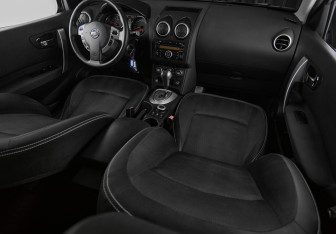 Подержанный автомобиль Nissan Qashqai 2010 года (19 фото)