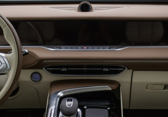 Подержанный автомобиль Voyah Free 2023 года (14 фото)