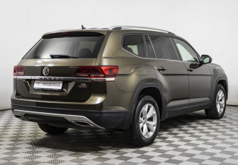 Подержанный автомобиль Volkswagen Teramont 2019 года (5 фото)