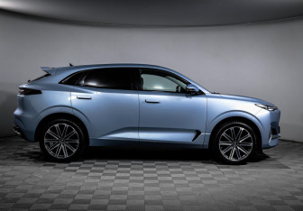 Подержанный автомобиль Changan UNI-K 2023 года (4 фото)