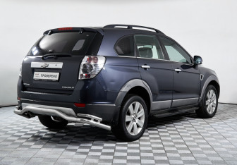 Подержанный автомобиль Chevrolet Captiva 2008 года (5 фото)