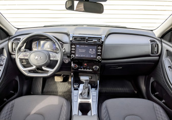 Подержанный автомобиль Hyundai Creta 2021 года (14 фото)