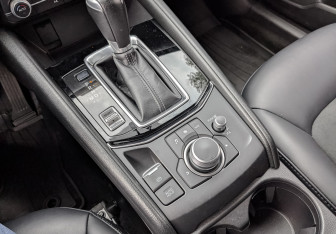 Подержанный автомобиль Mazda CX-5 2021 года (21 фото)