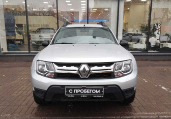 Подержанный автомобиль Renault Duster 2019 года (2 фото)