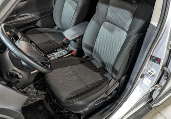 Подержанный автомобиль Mitsubishi Outlander 2022 года (19 фото)