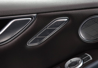 Подержанный автомобиль Genesis G80 2021 года (17 фото)