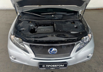 Подержанный автомобиль Lexus RX 2010 года (20 фото)