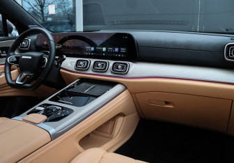 Подержанный автомобиль Jaecoo J8 2024 года (7 фото)