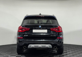 Подержанный автомобиль BMW X3 2019 года (4 фото)