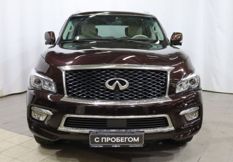 Подержанный автомобиль Infiniti QX80 2015 года (2 фото)