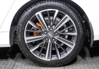 Подержанный автомобиль Chery Arrizo 8 2023 года (30 фото)