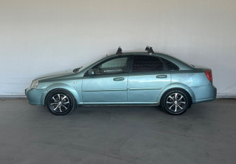Подержанный автомобиль Chevrolet Lacetti Sedan 2007 года (7 фото)