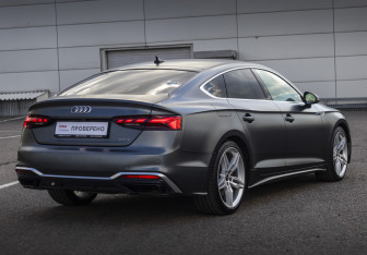 Подержанный автомобиль Audi A5 Liftback 2021 года (5 фото)