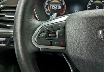 Подержанный автомобиль Geely Tugella 2023 года (30 фото)