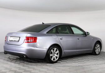 Подержанный автомобиль Audi A6 Sedan 2004 года (3 фото)