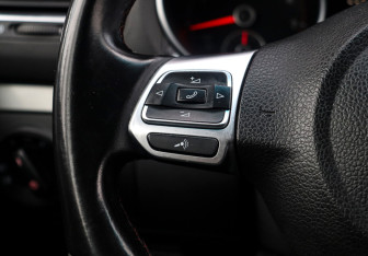 Подержанный автомобиль Volkswagen Golf Hatchback 2011 года (18 фото)