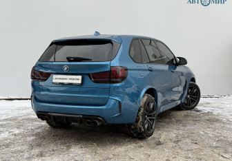 Подержанный автомобиль BMW X5 M 2015 года (5 фото)