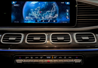 Подержанный автомобиль Mercedes-Benz GLE 2021 года (15 фото)