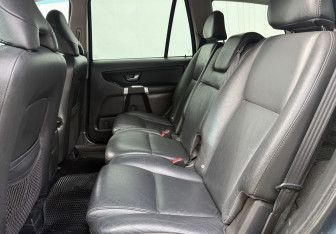 Подержанный автомобиль Volvo XC90 2007 года (11 фото)