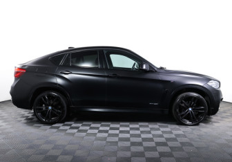 Подержанный автомобиль BMW X6 2019 года (4 фото)