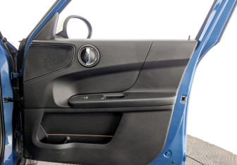 Подержанный автомобиль MINI Countryman 2021 года (24 фото)