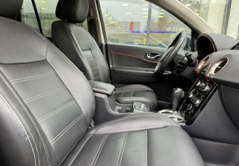 Подержанный автомобиль Renault Koleos 2014 года (10 фото)