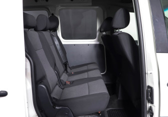 Подержанный автомобиль Volkswagen Caddy Compactvan 2019 года (11 фото)