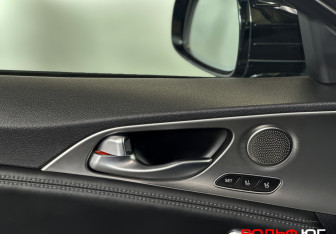 Подержанный автомобиль Kia Stinger 2018 года (19 фото)