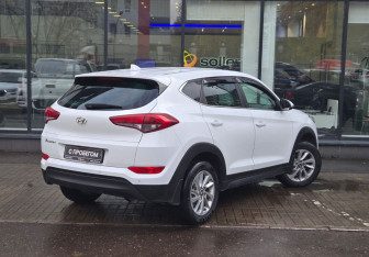 Подержанный автомобиль Hyundai Tucson 2017 года (8 фото)