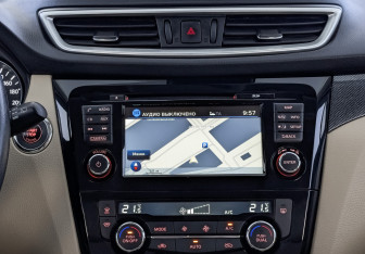 Подержанный автомобиль Nissan X-Trail 2018 года (17 фото)