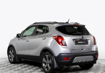 Подержанный автомобиль Opel Mokka 2013 года (5 фото)