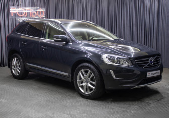Подержанный автомобиль Volvo XC60 2017 года (3 фото)