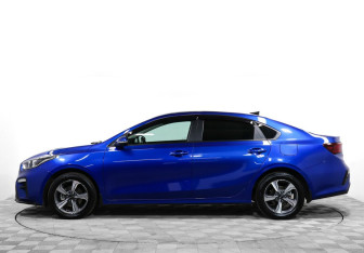 Подержанный автомобиль Kia Cerato Sedan 2020 года (3 фото)