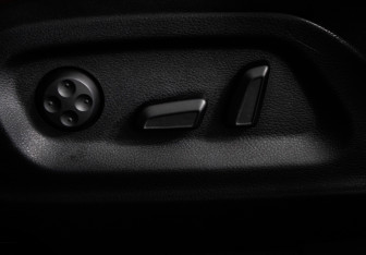 Подержанный автомобиль Volkswagen Tiguan 2016 года (15 фото)