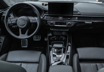Подержанный автомобиль Audi A5 Liftback 2020 года (12 фото)