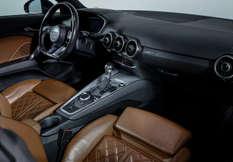 Подержанный автомобиль Audi TT Coupe 2014 года (9 фото)