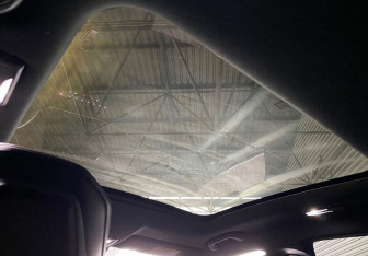 Подержанный автомобиль Changan UNI-V 2023 года (19 фото)