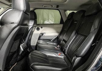 Подержанный автомобиль Land Rover Range Rover Sport 2013 года (10 фото)