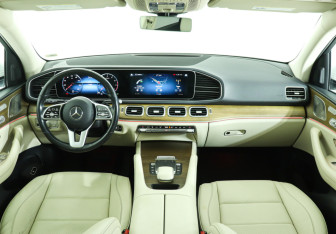 Подержанный автомобиль Mercedes-Benz GLE 2021 года (12 фото)