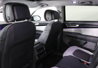 Подержанный автомобиль Volkswagen Teramont 2024 года (12 фото)